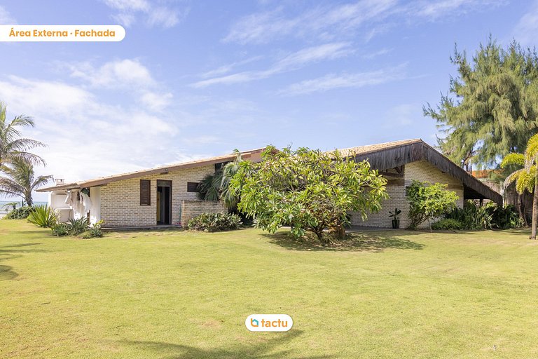 Vila Fatecha: Comfort and beachfront privacy