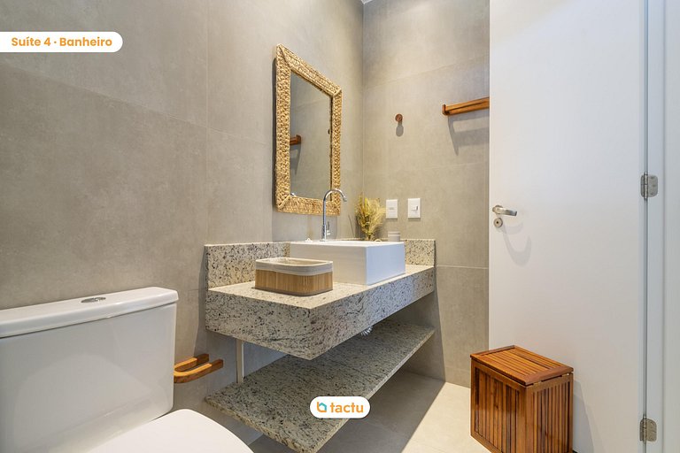 Casa de Luxo em condomínio frente mar Eco Village