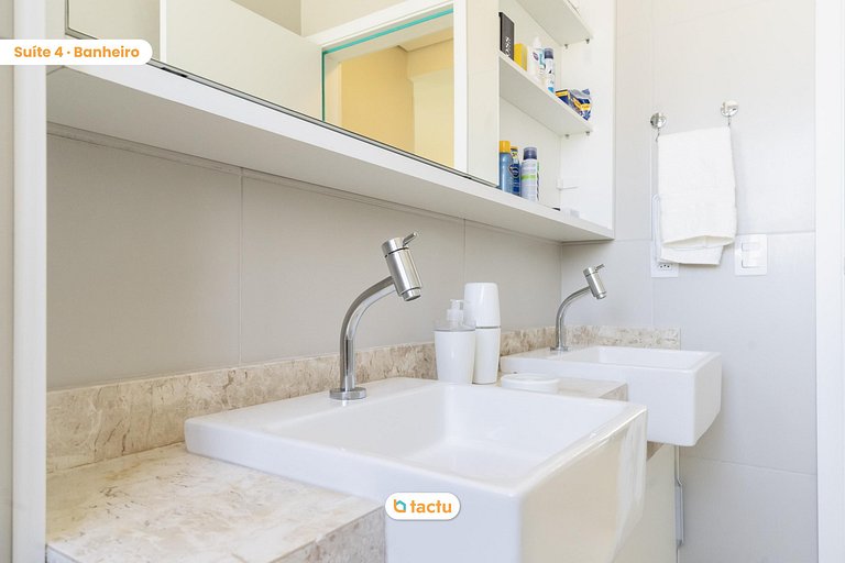 Casa Exclusiva no Azure Flecheiras com Vista para o Mar