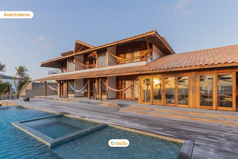 Vila Cabrinha, paraíso a beira mar por Tactu Homes