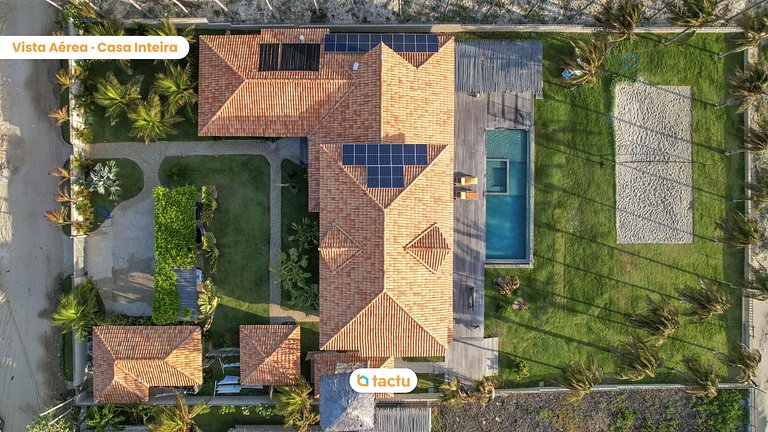Vila Cabrinha, paraíso a beira mar por Tactu Homes