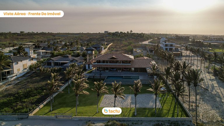 Vila Cabrinha, paraíso a beira mar por Tactu Homes