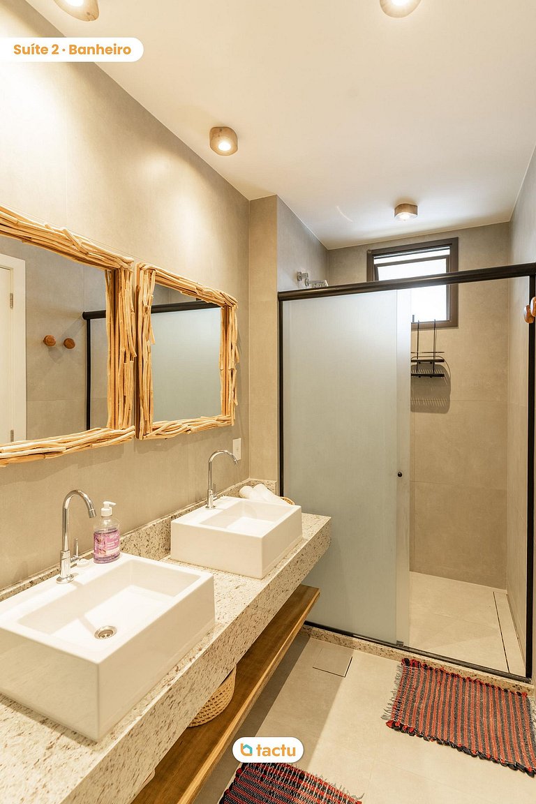 Casa com piscina e conforto no Eco Village Fortim