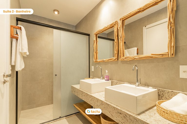 Casa com piscina e conforto no Eco Village Fortim