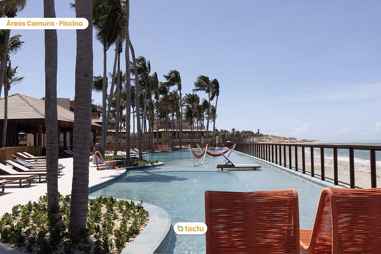 Casa com piscina e conforto no Eco Village Fortim