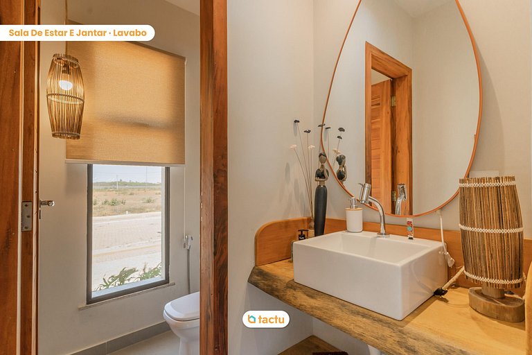 Modernity and comfort at Praia Canoé Condominium