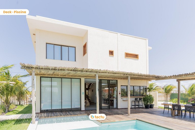 Modernity and comfort at Praia Canoé Condominium