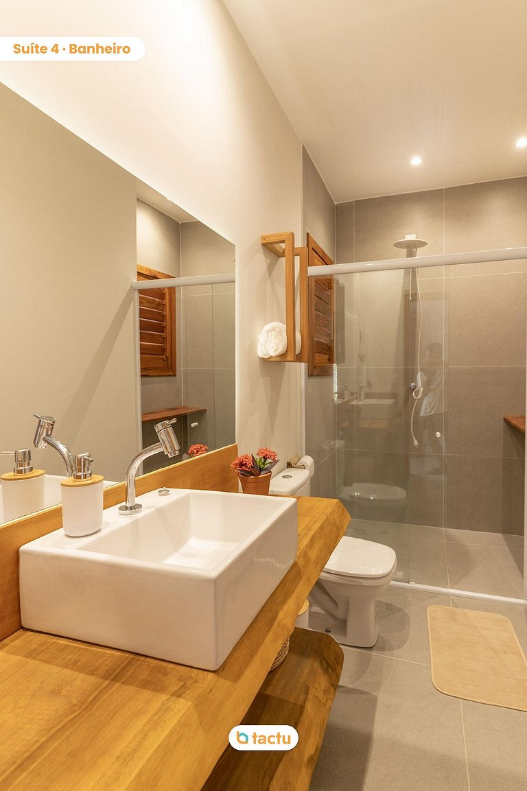 Modernidad y confort en el Condominio Praia Canoé