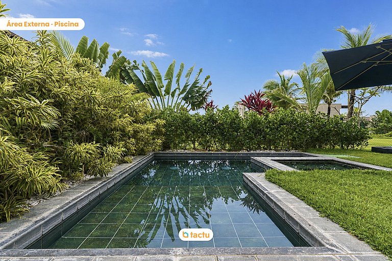 Luxurious house in Flecheiras with pool and sea view.