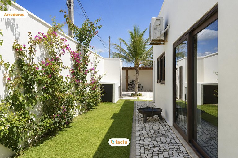 Luxury Villa in Fortim: Beach Tennis and Pool