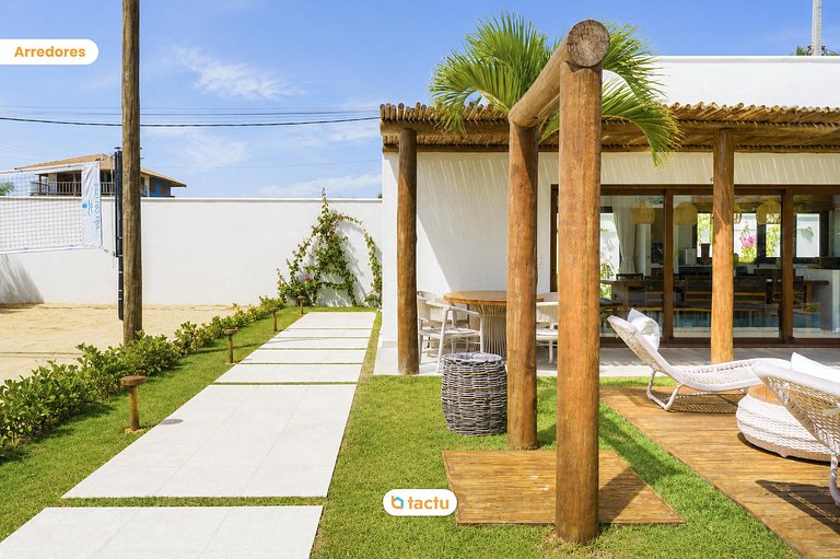 Luxury Villa in Fortim: Beach Tennis and Pool