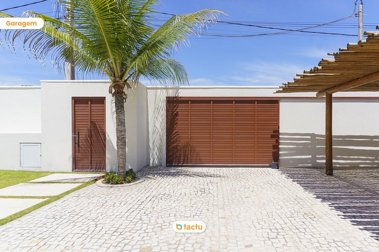 Vila de lujo en Fortim: tenis de playa y piscina