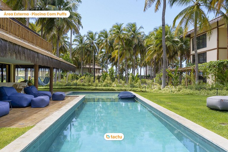 Casa con piscina y terraza en Fortim Villas