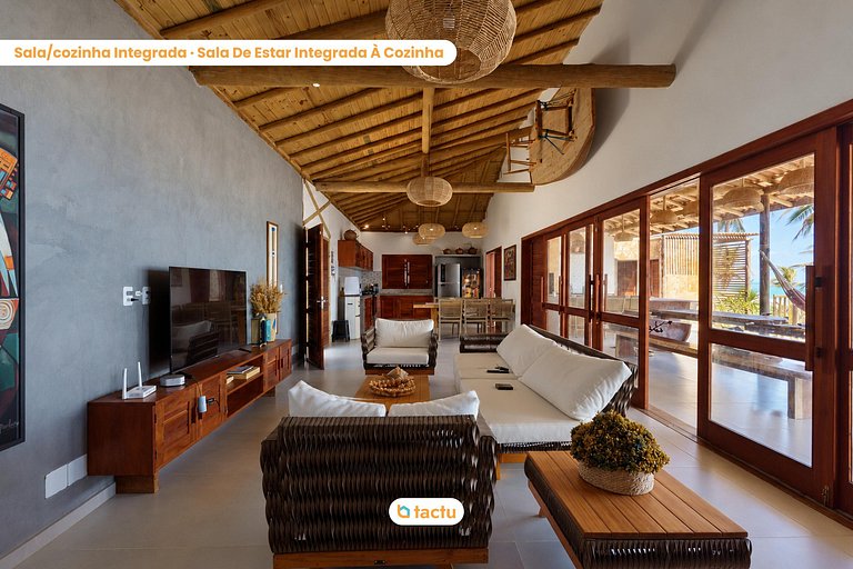 Beachfront House with Infinity Pool | 13 Guests