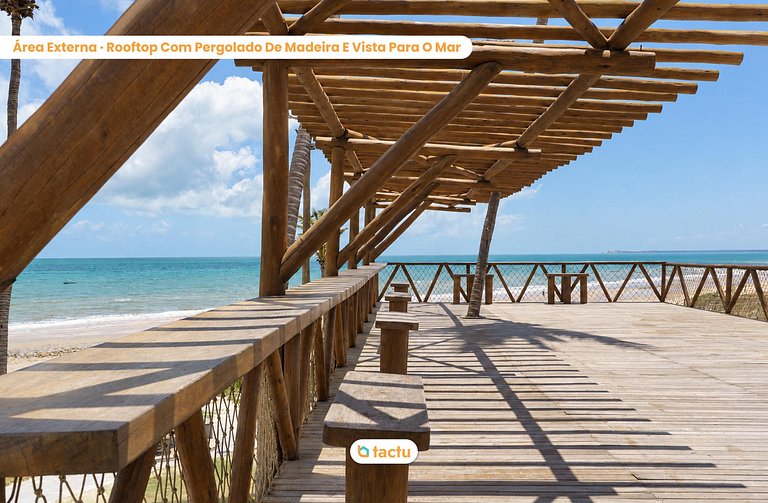 Beachfront House with Infinity Pool | 13 Guests
